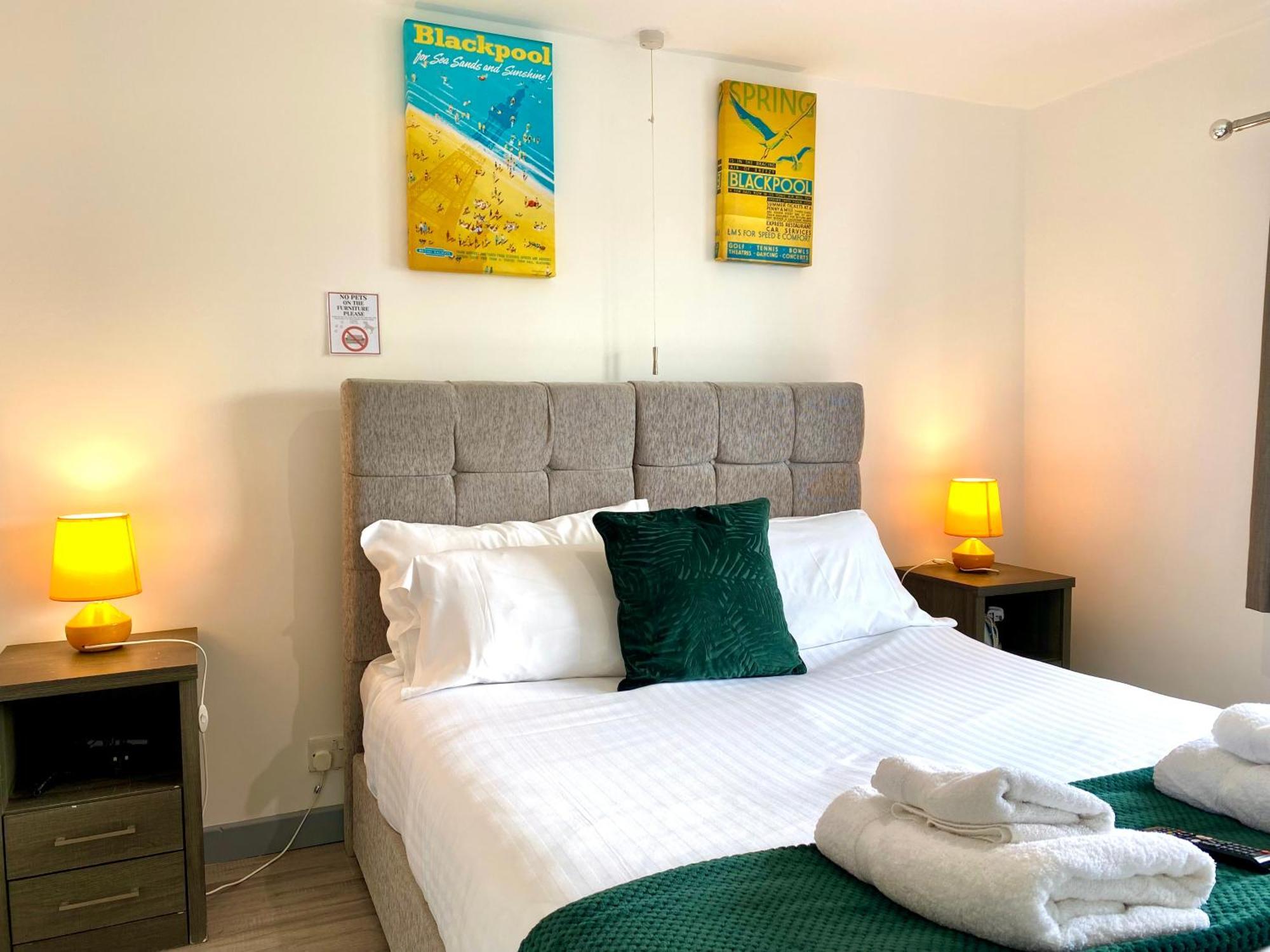 Kennedy House By Blackpool Service Apartments 외부 사진